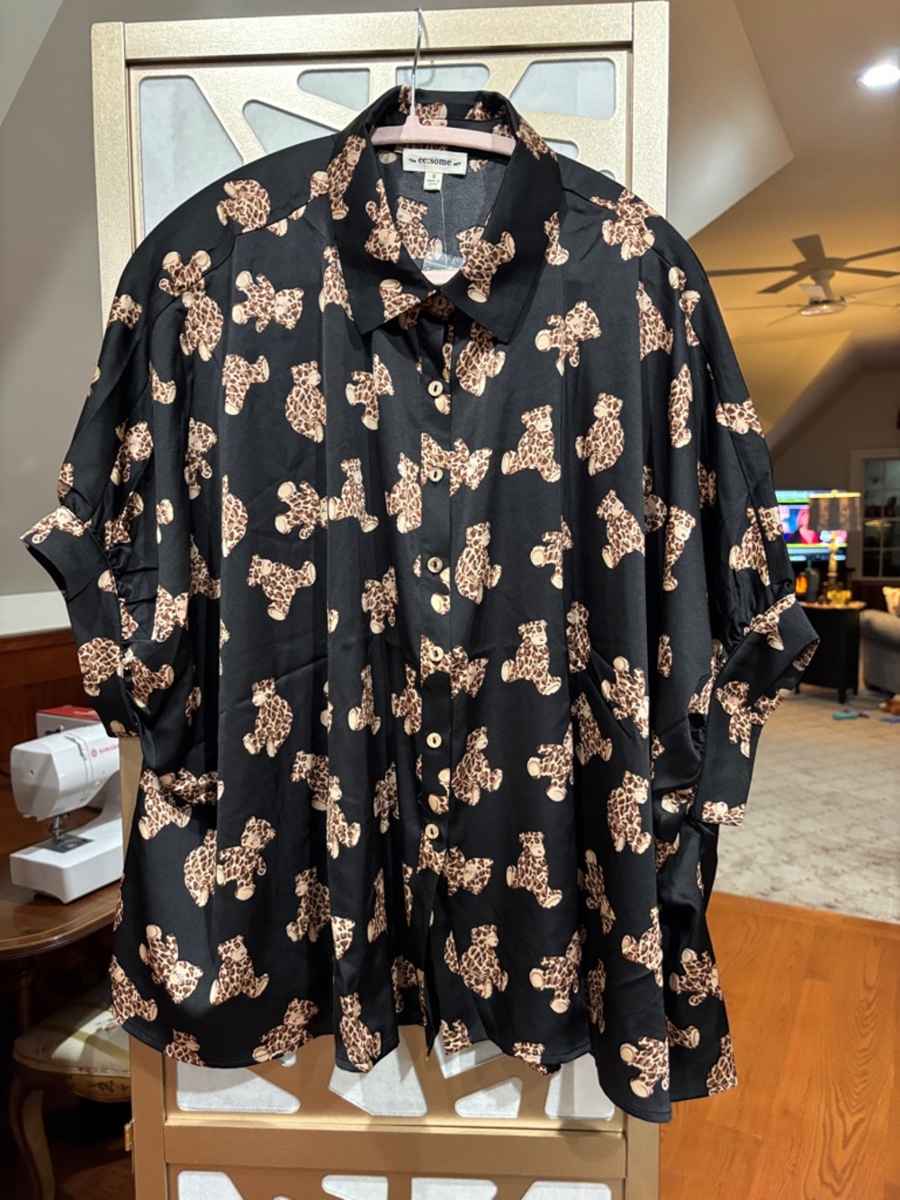 eesome Black Button-Up Blouse with Tan Teddy Bear print